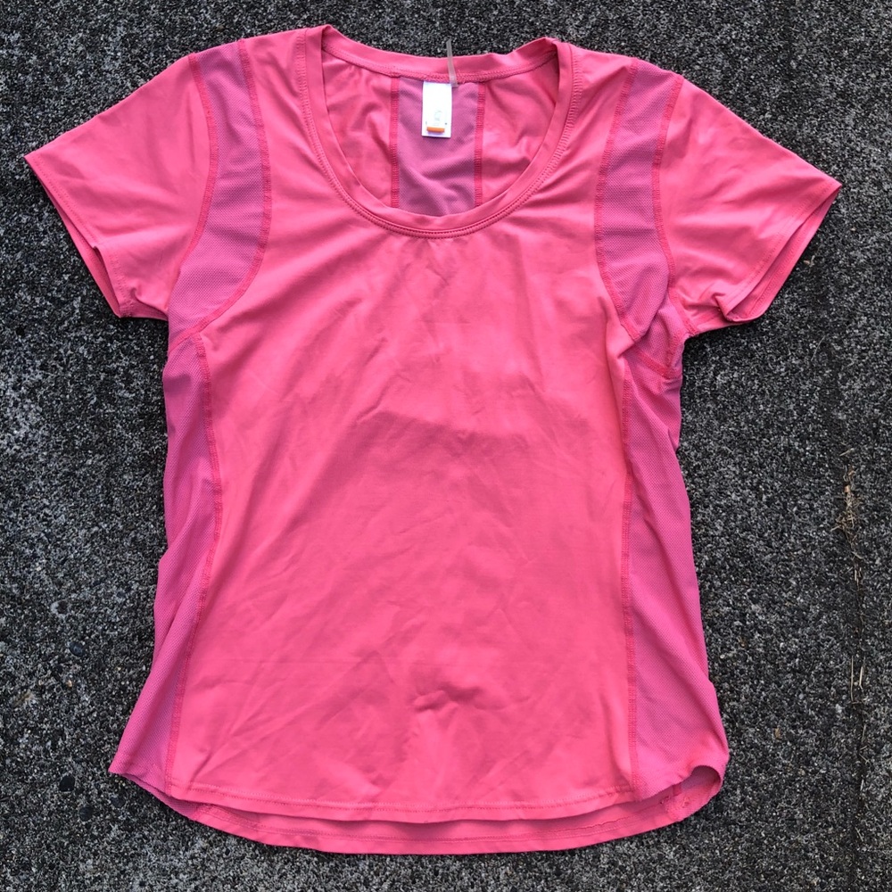 Lucy Athletic Wear T Shirt with Mesh Detail FINAL$